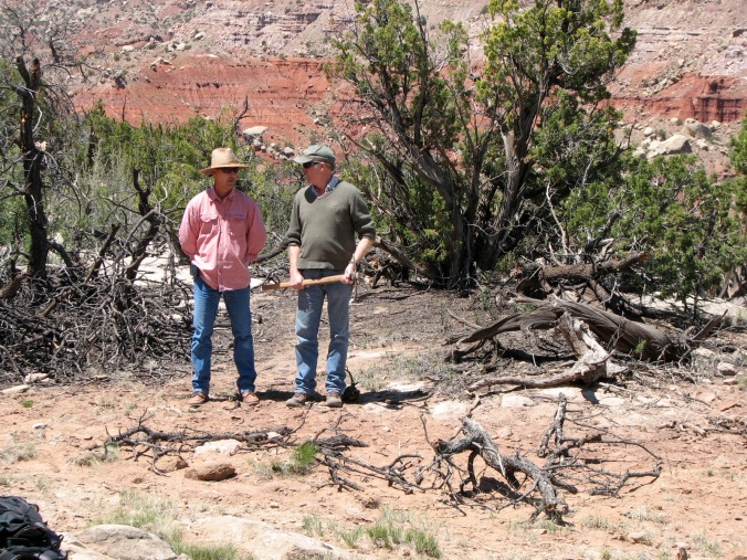Gary Hartley (left) and Tim Rowe (right) at the Hartley Mammoth site.